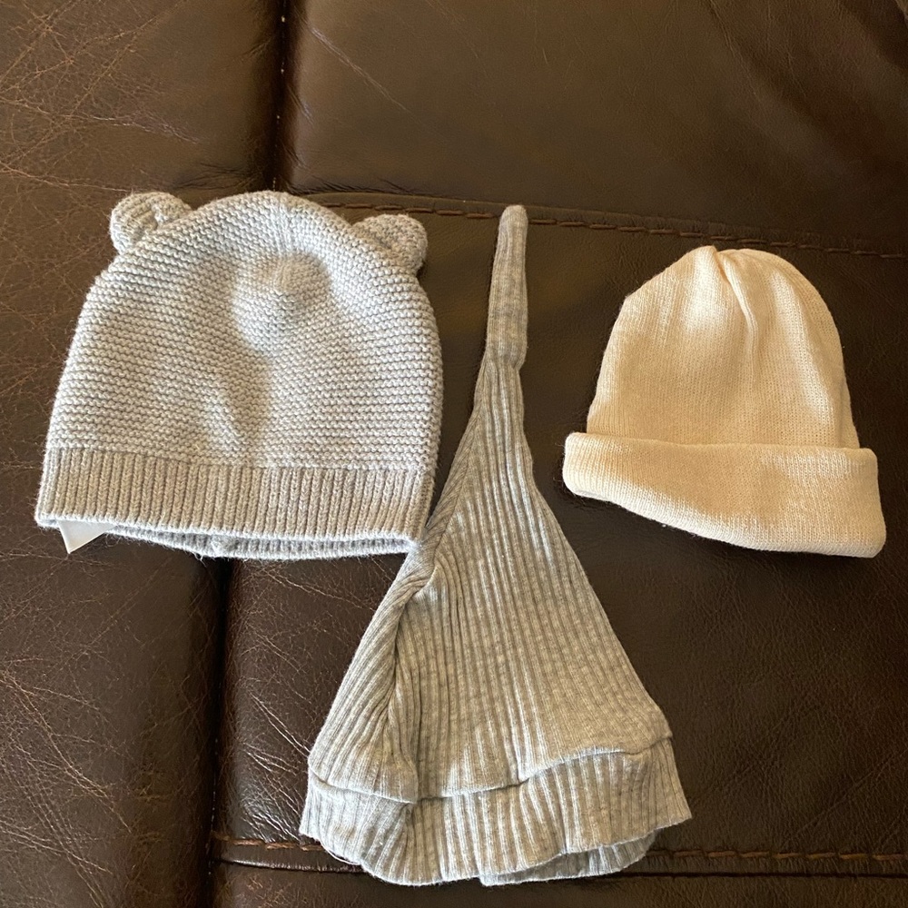 Gray and Cream Baby Hat Set